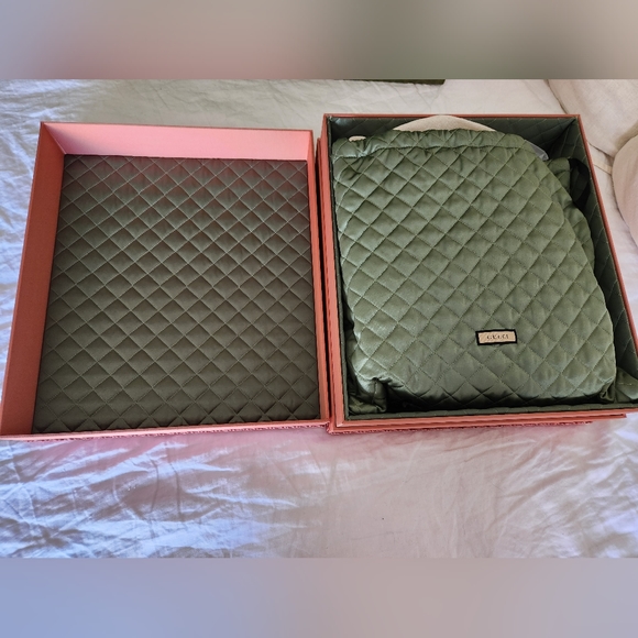 NWT Gucci Diana python bag - Picture 11 of 12